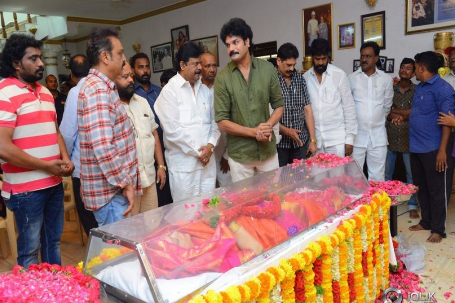 Celebrities-Pay-Homage-to-Vijaya-Nirmala-Garu